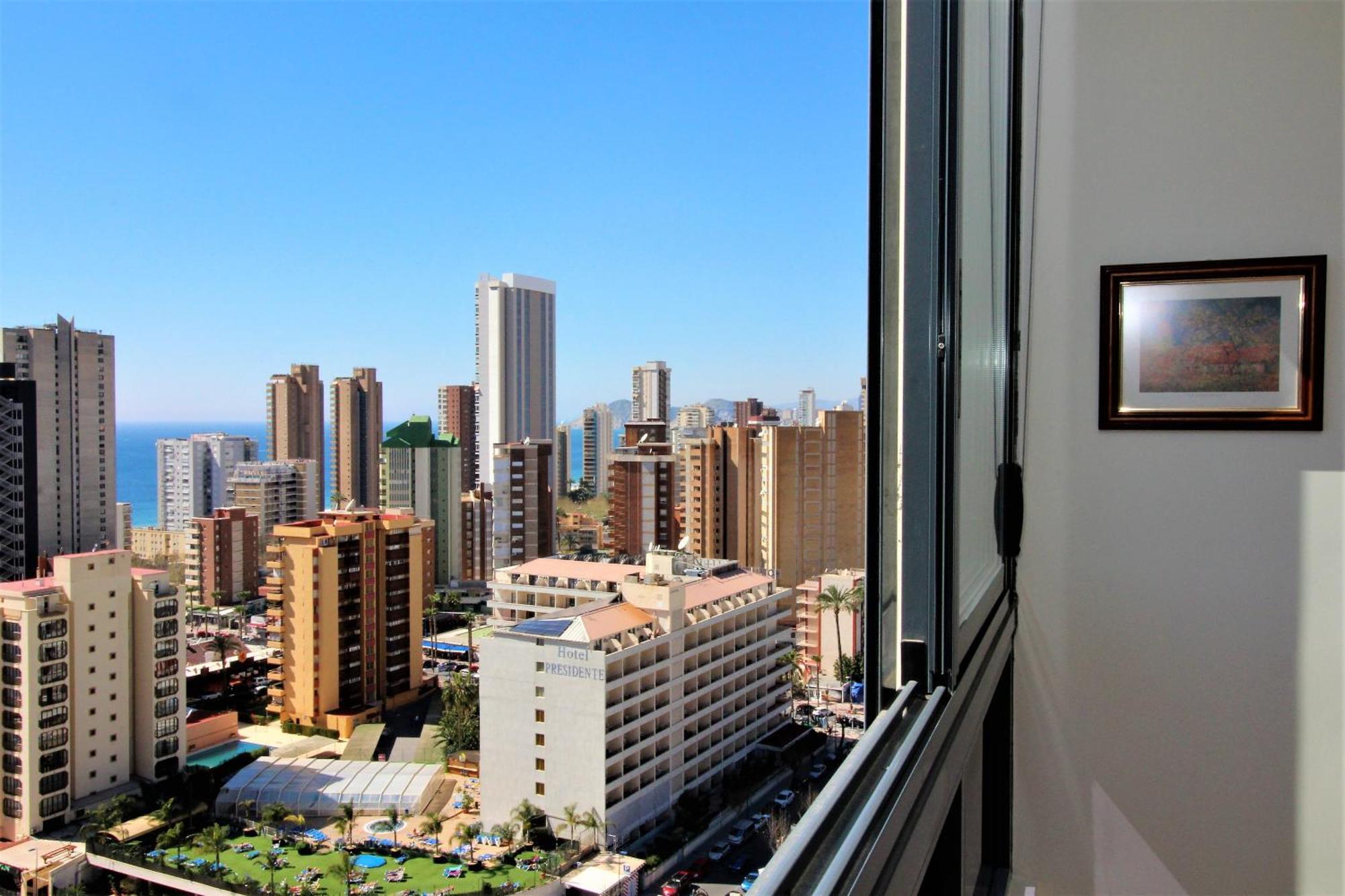 Gemelos 26 16-a Levante Apartamento